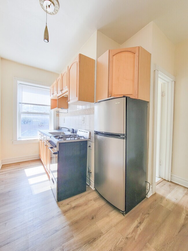 Foto del edificio - 4411 N Magnolia Ave