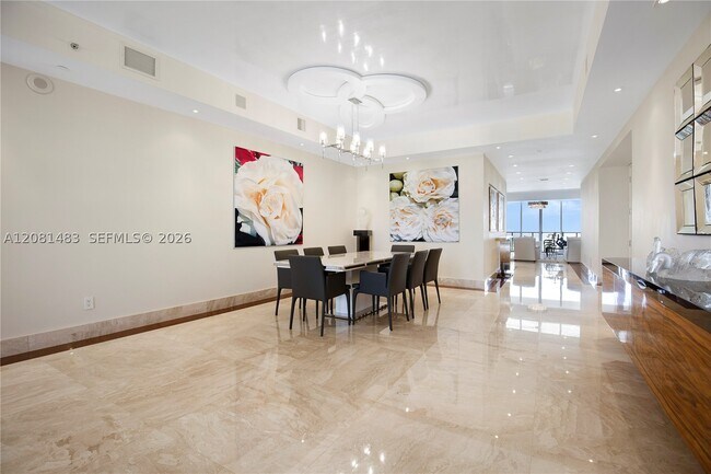 Foto del edificio - 9705 Collins Ave