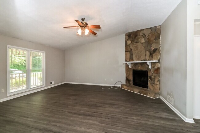 Foto del edificio - 2193 Cruse Rd NW