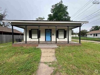 Building Photo - 1500 Giddings St