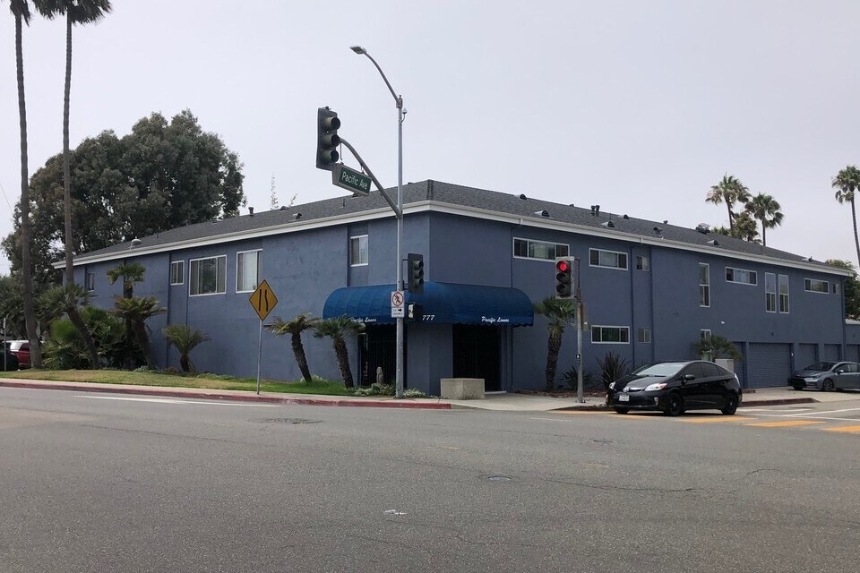 Primary Photo - Pacific Lanai Apartments
