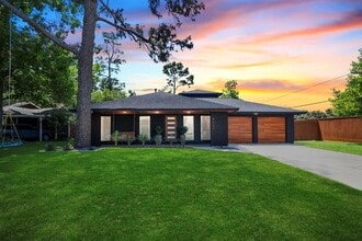 Building Photo - 8537 Panatella Dr