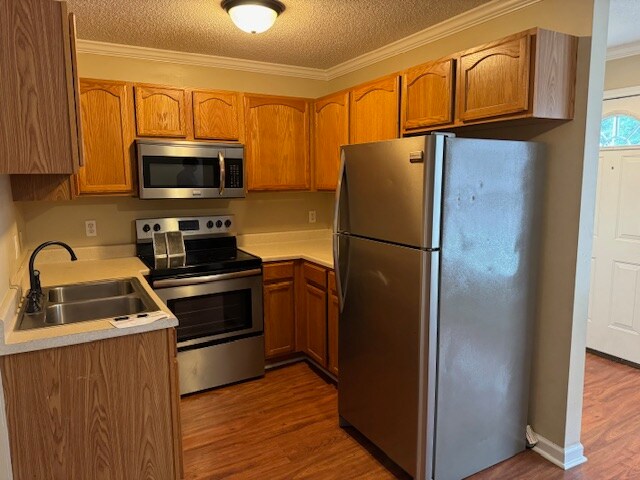 Foto del edificio - 2420 Textile St