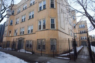 Building Photo - 1933 W Crystal St