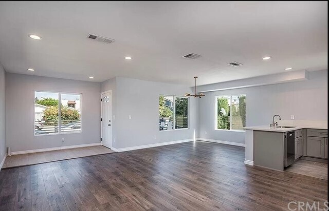 Foto del edificio - 9120 Ramona St