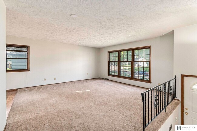 Foto del edificio - 7208 Pine Dr