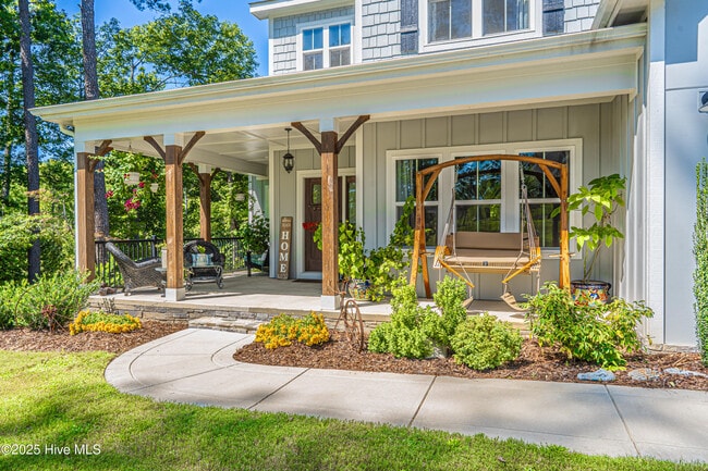 Building Photo - 551 Herons Brook Dr