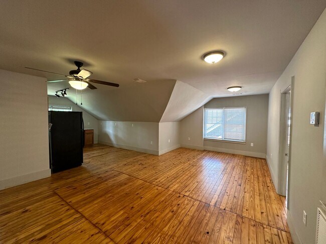 Building Photo - Winona TriPlex 334/335/336