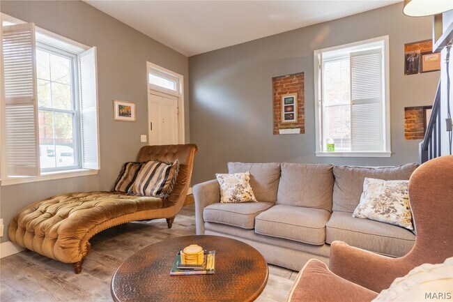 Foto del edificio - 908 Hickory St