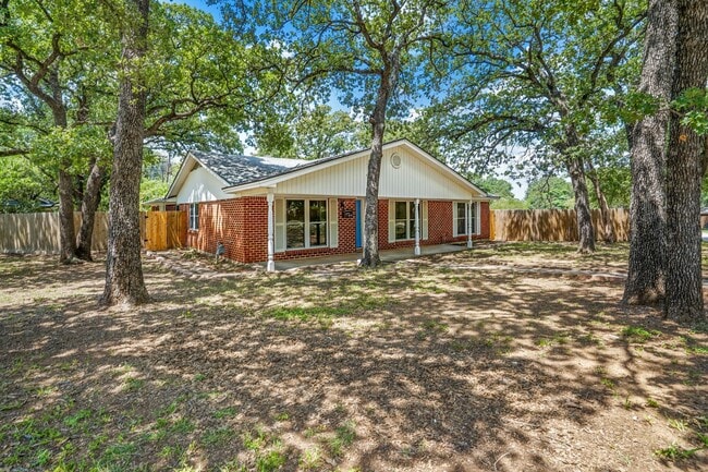 Foto del edificio - 514 Canyon Ridge Dr