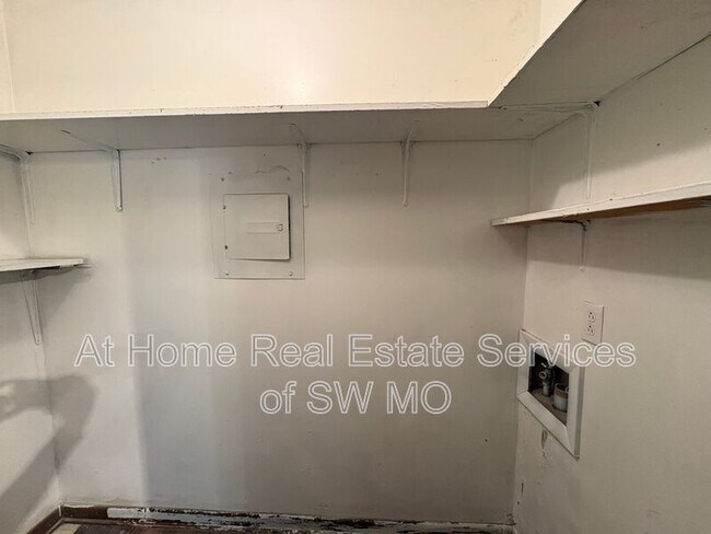 Foto del edificio - 2002-B E Monroe St