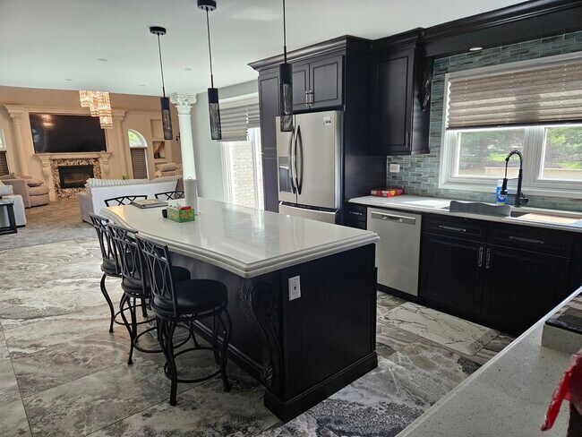 Foto del edificio - 7255 Georgetown Commons Rd