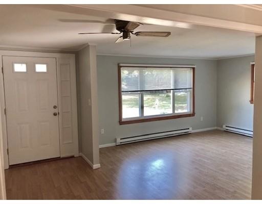 Building Photo - 145 Plain St