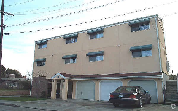 Foto del edificio - 5400 Highland Ave