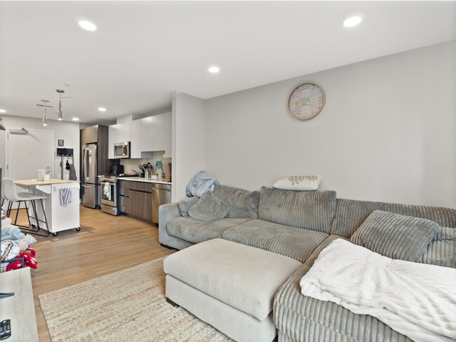 Building Photo - ENNEA