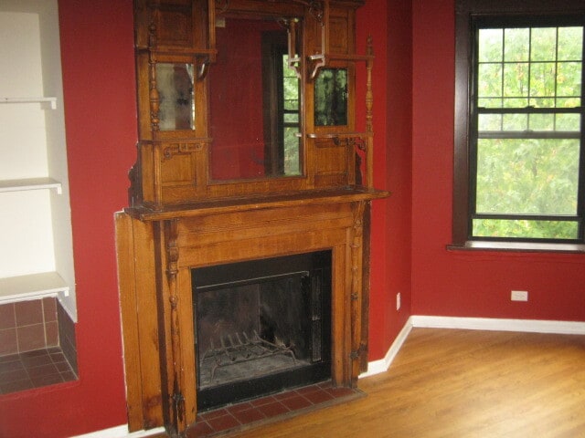 Building Photo - 5120 N Kenmore Ave