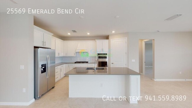 Building Photo - 25569 Emerald Bnd Cir