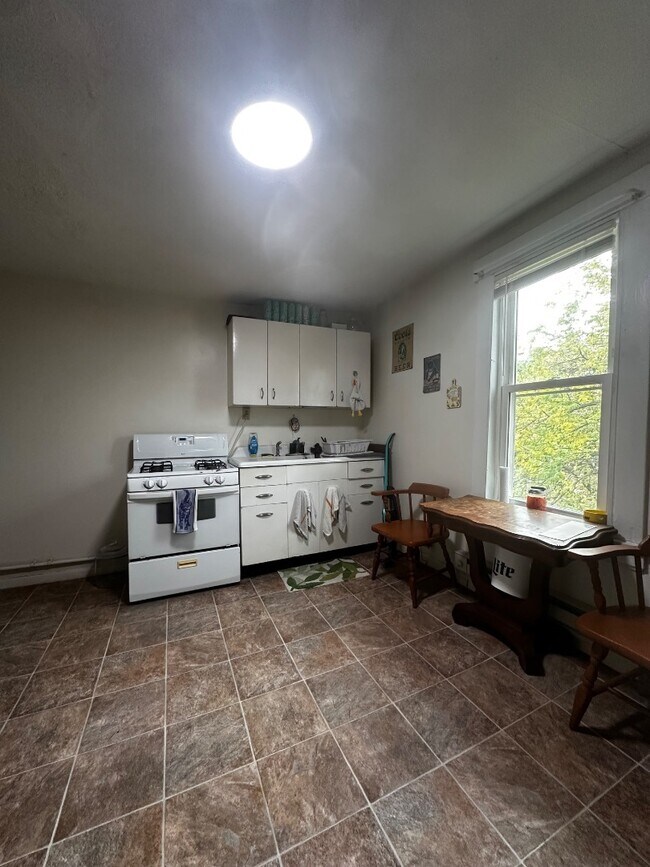 Foto del edificio - 320 Stewart St