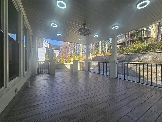 Foto del edificio - 526 Coopers Pond Dr