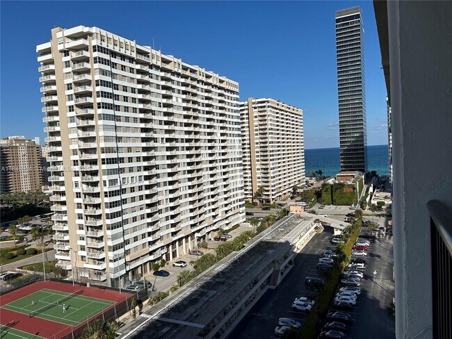 Foto del edificio - 2017 S Ocean Dr