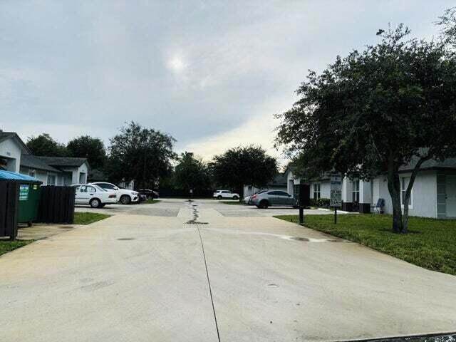 Photo - 1935 Palm Acres Dr Townhome