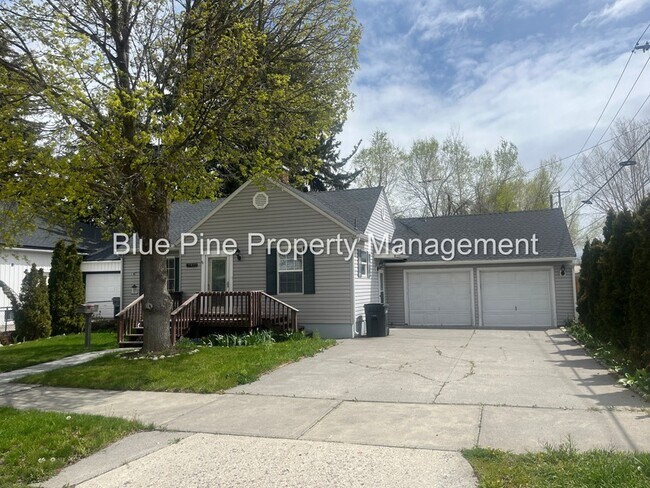 Foto del edificio - 745 S Higbee Ave