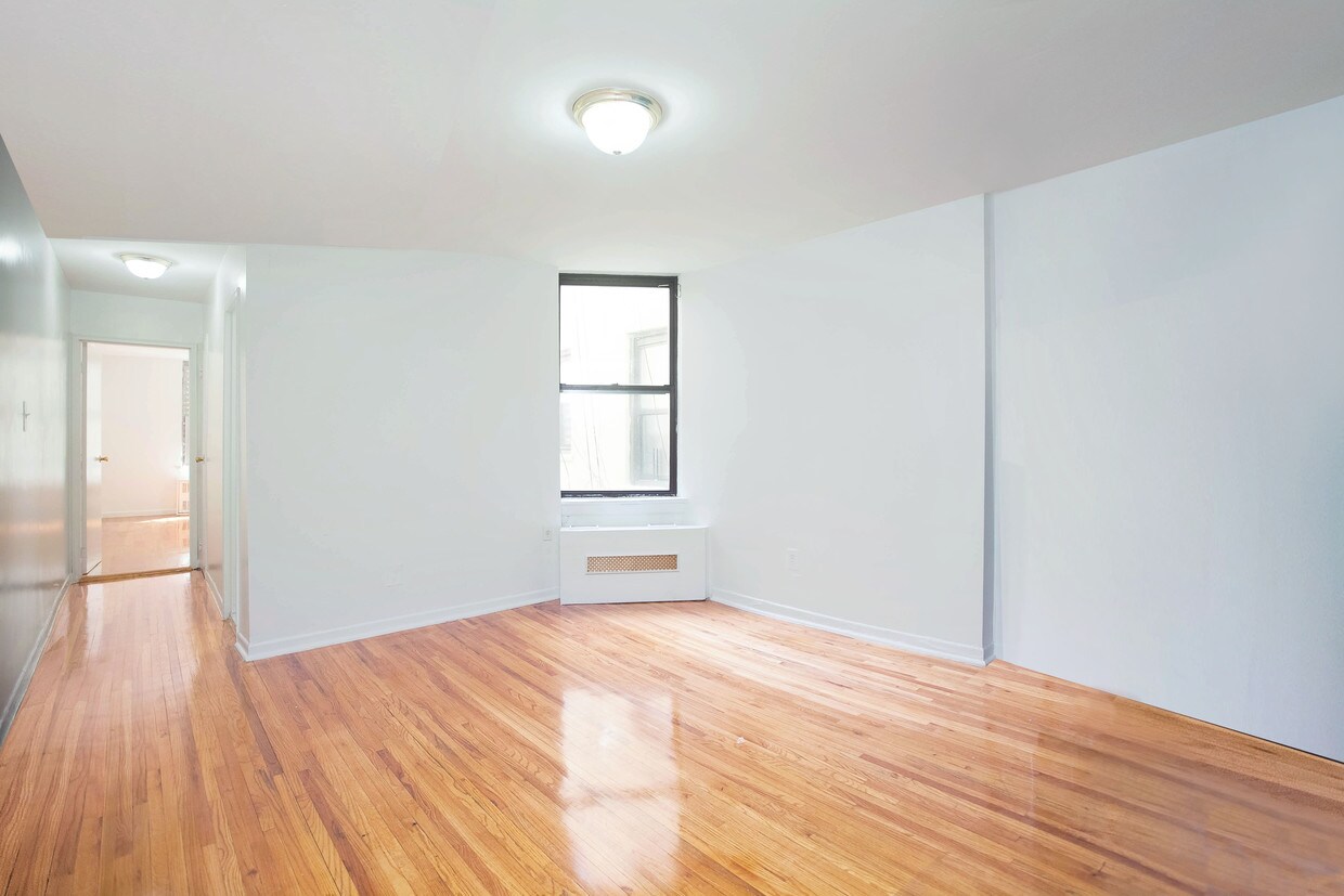 Primary Photo - 1833 7th Ave