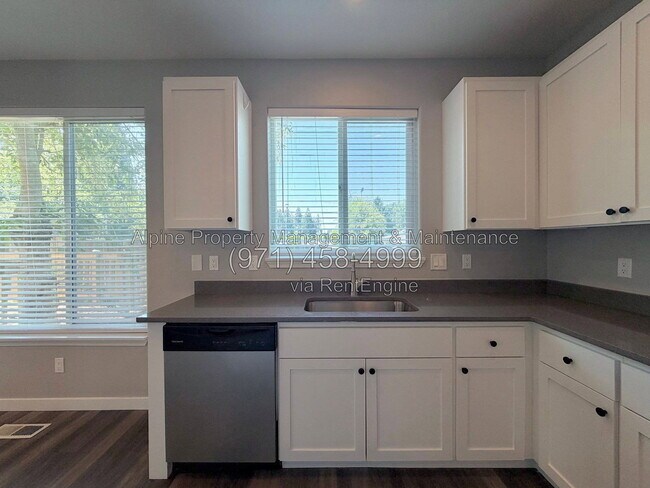 Foto del edificio - 5847 SW Coventry Pl