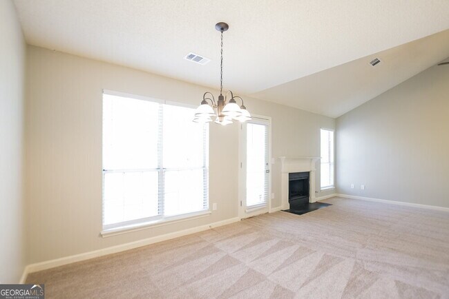 Foto del edificio - 2158 Denson Ln S W