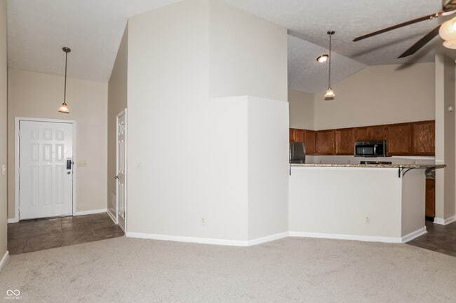 Foto del edificio - 2011 Lohr Dr