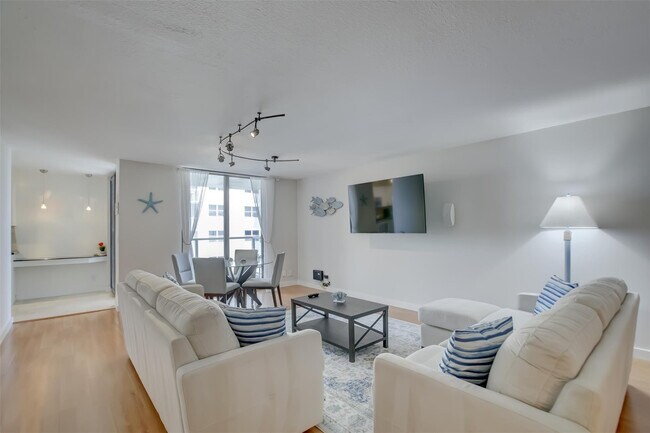 Building Photo - 1000 S Ocean Blvd