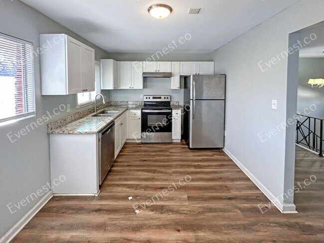 Building Photo - 221 Whipporwill Way