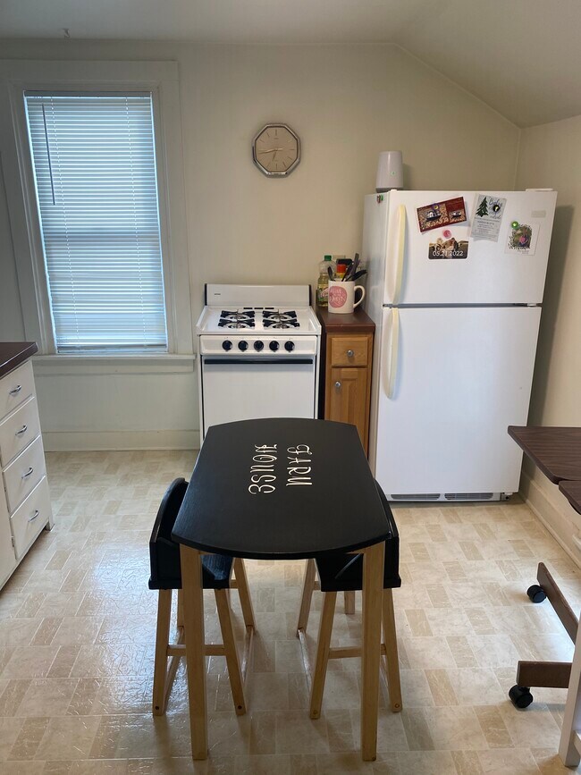Kitchen - 1613 10th St S