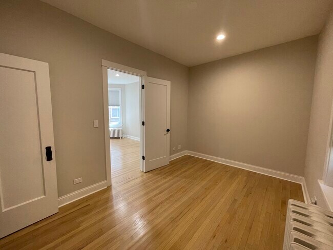 Foto del edificio - 5014 N Major Ave