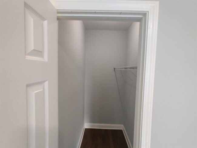 Foto del edificio - 2446 2nd St NW