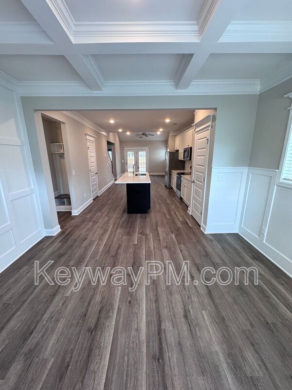 Building Photo - 2071 Denmark Ave SE