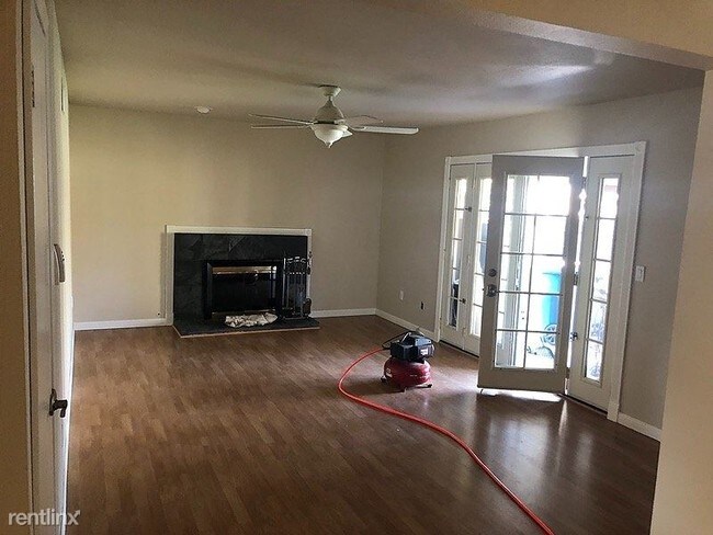 Building Photo - 4 br, 2 bath House - 634 Matson Drive