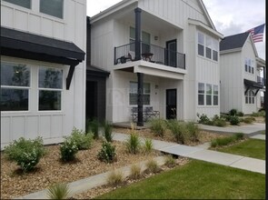 Building Photo - 2296 Setting Sun Dr