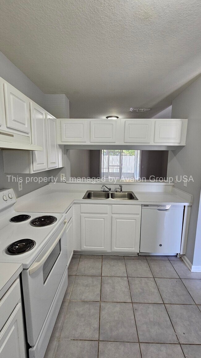 Building Photo - 8230 Dames Point Crossing Blvd N