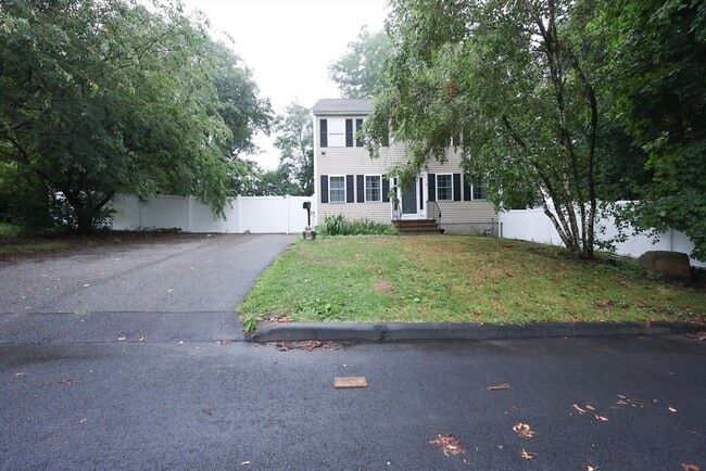 Building Photo - 55 Glenrose Ave