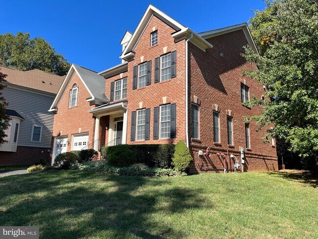 Building Photo - 9161 Moonstone Dr