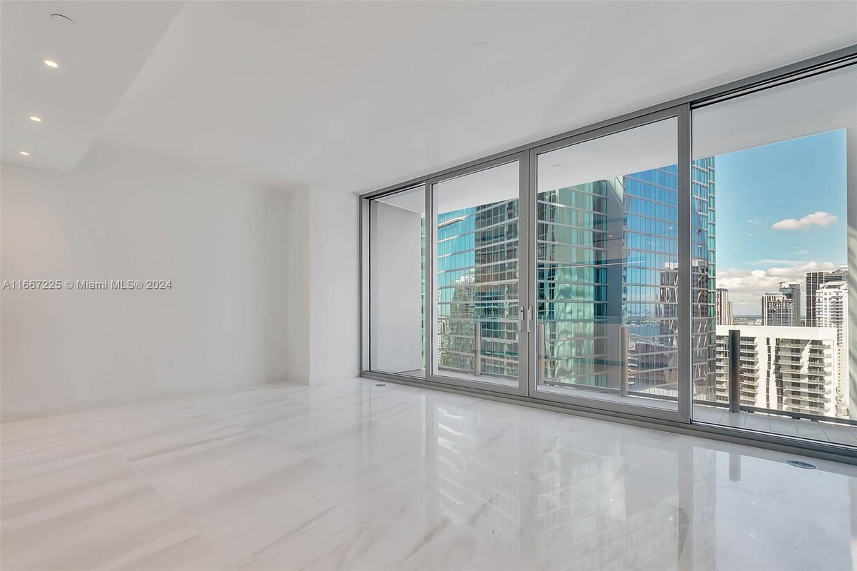 Foto principal - 300 Biscayne Blvd Way