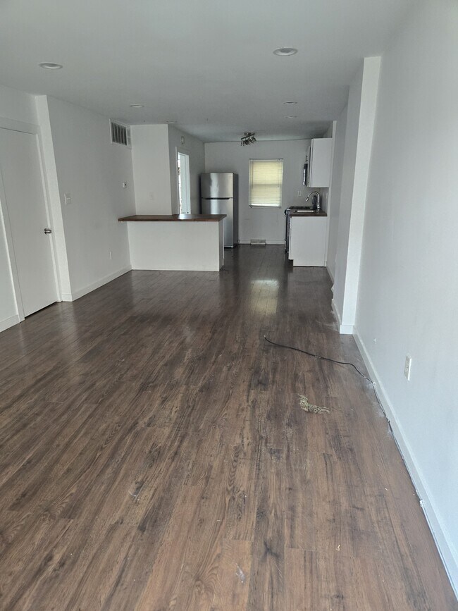 Foto del edificio - 128 W Loudon St