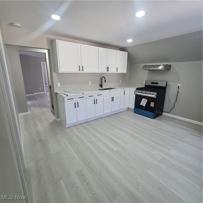 Building Photo - 2000 Forestdale Ave