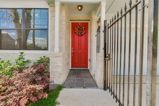 Foto del edificio - 4014 Woodhead St