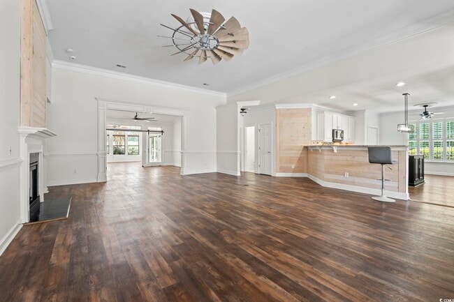 Foto del edificio - 7005 Wellesly Ct