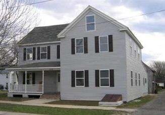Primary Photo - 106 W Railroad Ave