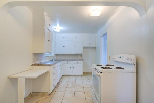 Foto del edificio - 535 Spring St