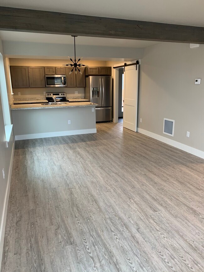 Building Photo - 4712 Giada Dr