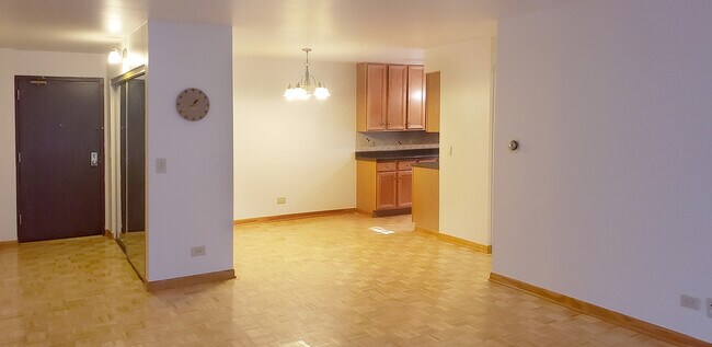 Foto del edificio - 835 Pearson St